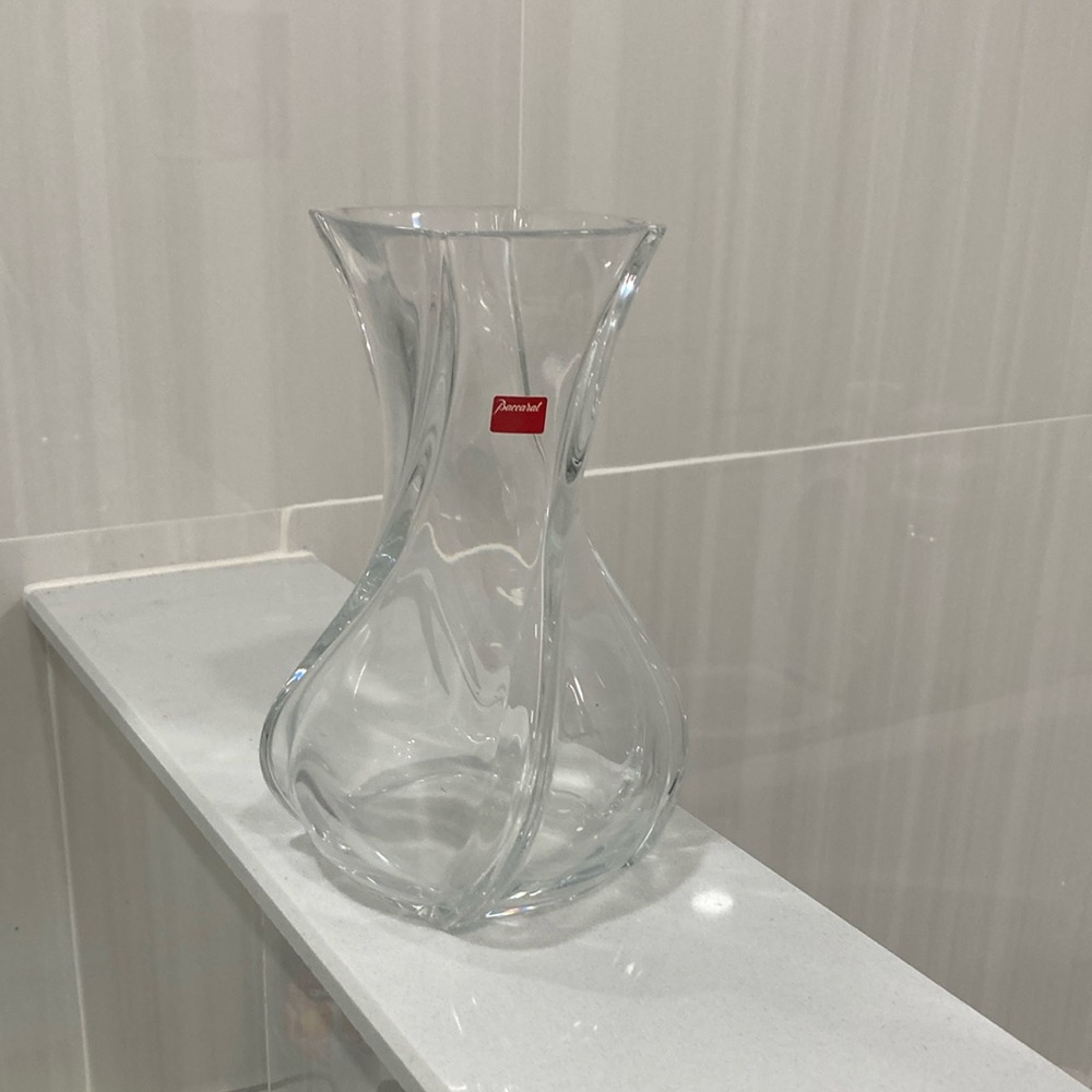 Baccarat Serpentine Vase 8” French Crystal